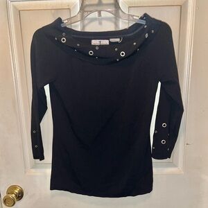 ONCE 1 AGAIN Women’s Stretch Top with metal accents around neck & sleeves. Sz M